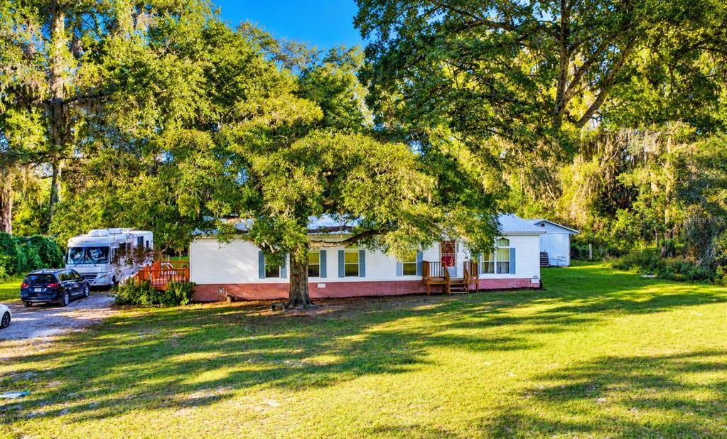 For Sale: $249,900 (3 beds, 2 baths, 1620 Square Feet)
