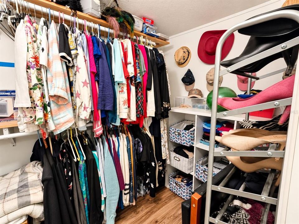 For Sale: $249,900 (3 beds, 2 baths, 1620 Square Feet)