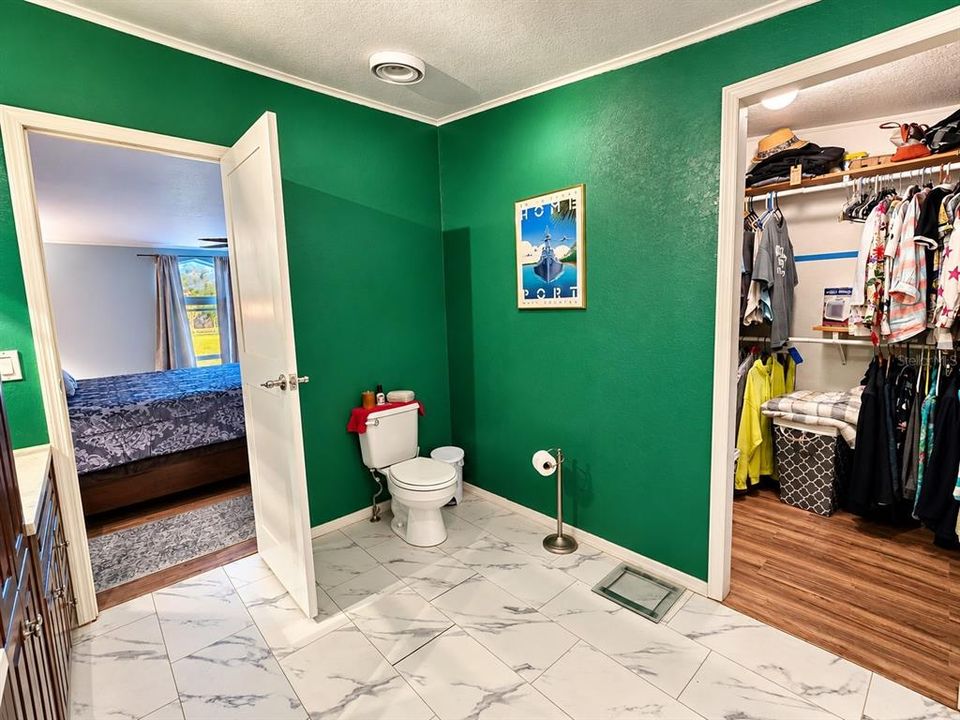 For Sale: $249,900 (3 beds, 2 baths, 1620 Square Feet)