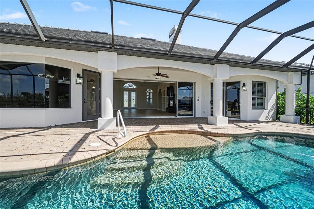 For Sale: $1,150,000 (3 beds, 3 baths, 2551 Square Feet)
