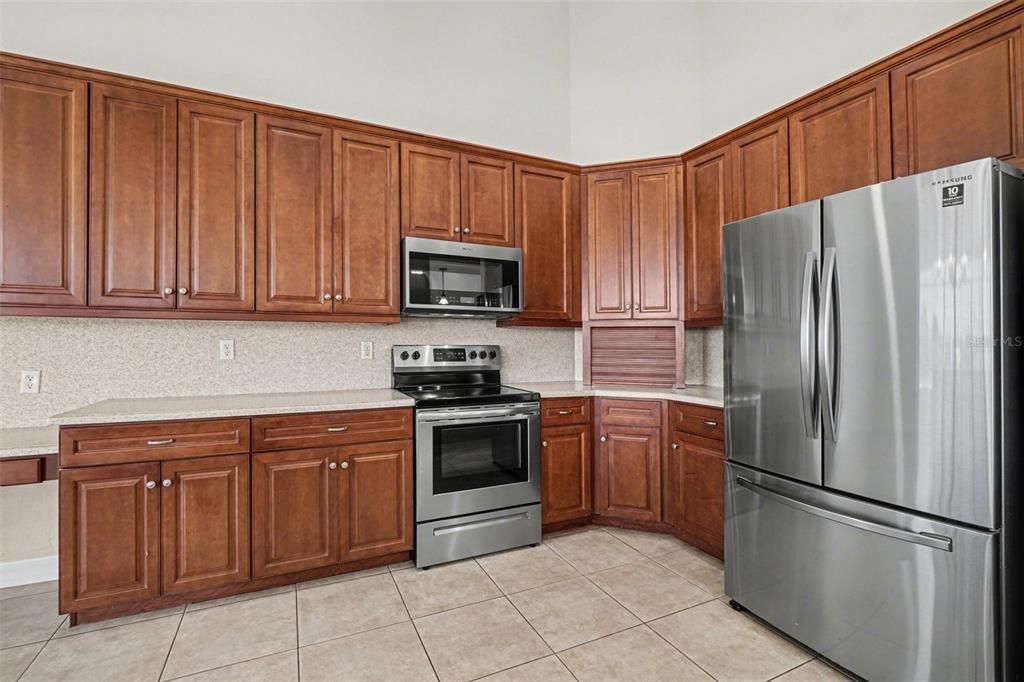 For Sale: $1,150,000 (3 beds, 3 baths, 2551 Square Feet)