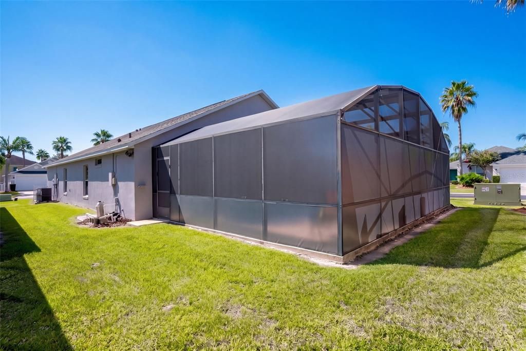 На продажу: $429,900 (4 спален, 2 ванн, 1960 Квадратных фут)