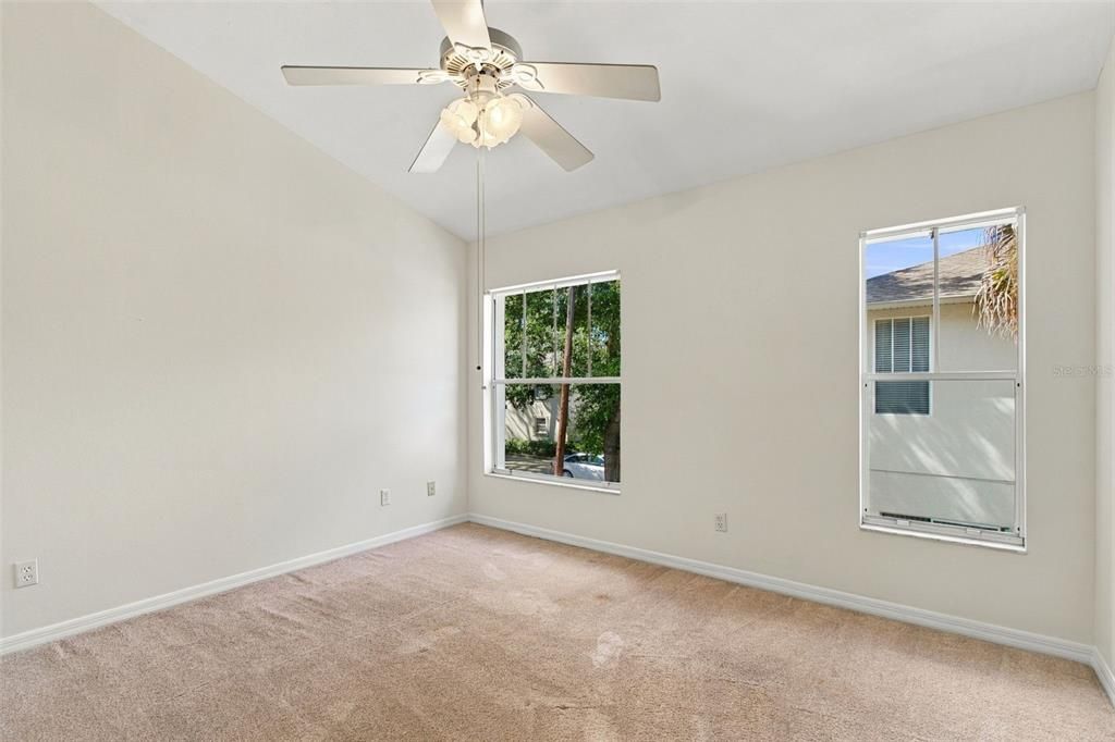En Venta: $449,000 (2 camas, 2 baños, 1320 Pies cuadrados)