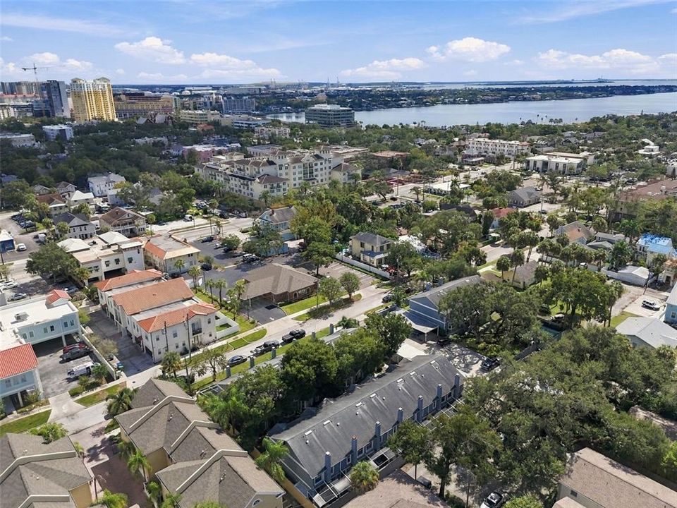 En Venta: $449,000 (2 camas, 2 baños, 1320 Pies cuadrados)