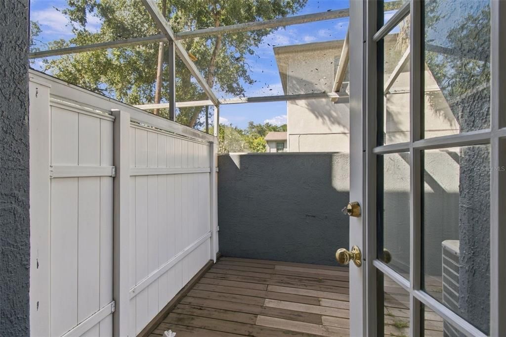 En Venta: $449,000 (2 camas, 2 baños, 1320 Pies cuadrados)