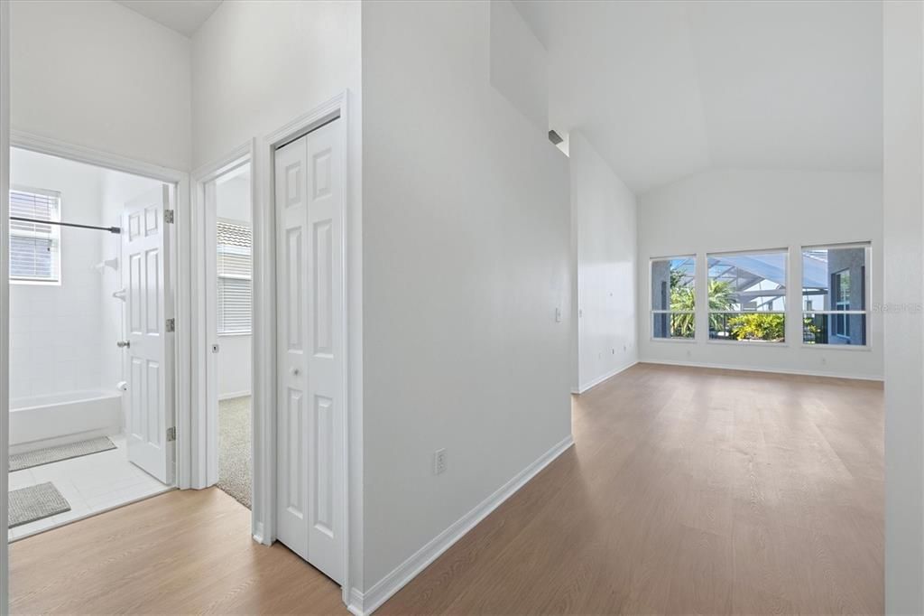 В аренду: $2,800 (3 спален, 2 ванн, 1770 Квадратных фут)