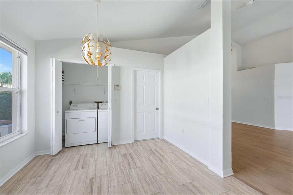 В аренду: $2,800 (3 спален, 2 ванн, 1770 Квадратных фут)