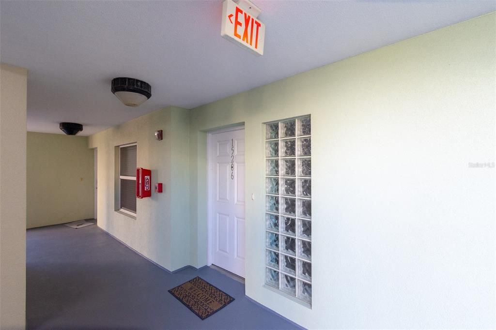 For Sale: $400,000 (2 beds, 2 baths, 1389 Square Feet)