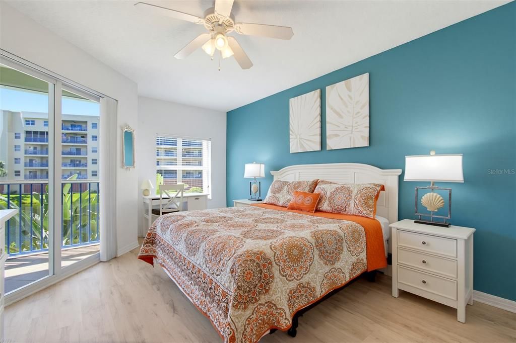 For Sale: $400,000 (2 beds, 2 baths, 1389 Square Feet)