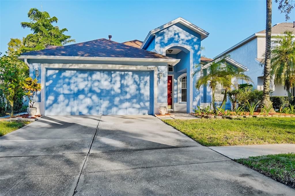 For Rent: $3,100 (4 beds, 2 baths, 1773 Square Feet)
