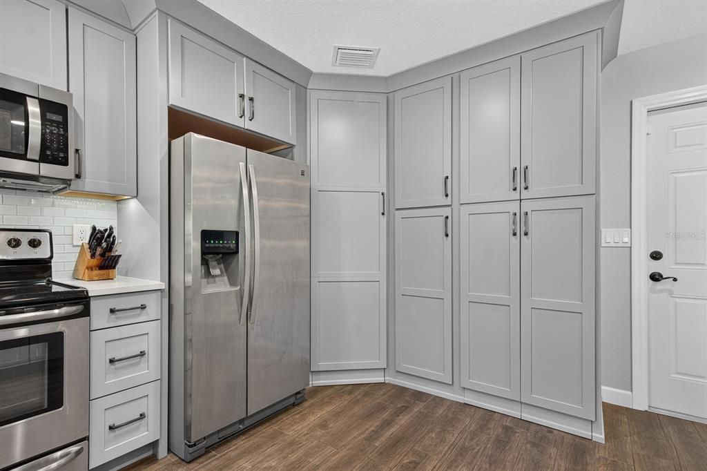 На продажу: $425,000 (3 спален, 2 ванн, 1240 Квадратных фут)