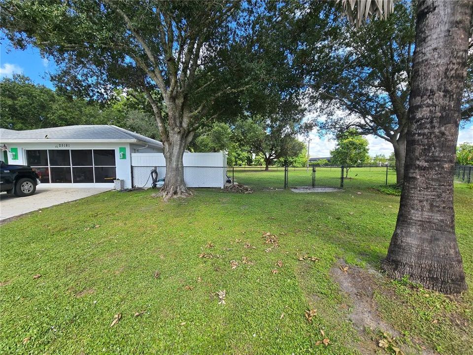 En Venta: $349,900 (3 camas, 2 baños, 2105 Pies cuadrados)