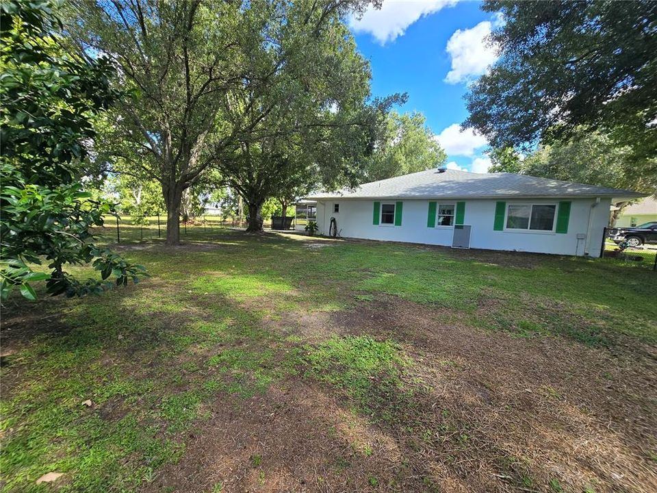En Venta: $349,900 (3 camas, 2 baños, 2105 Pies cuadrados)