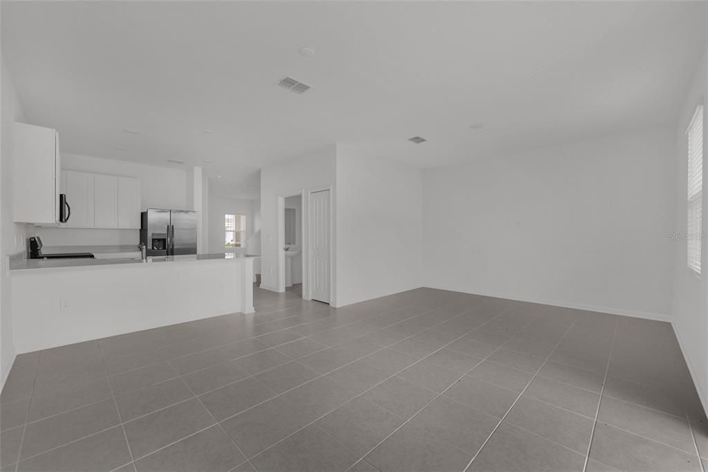 For Rent: $2,500 (3 beds, 2 baths, 1834 Square Feet)