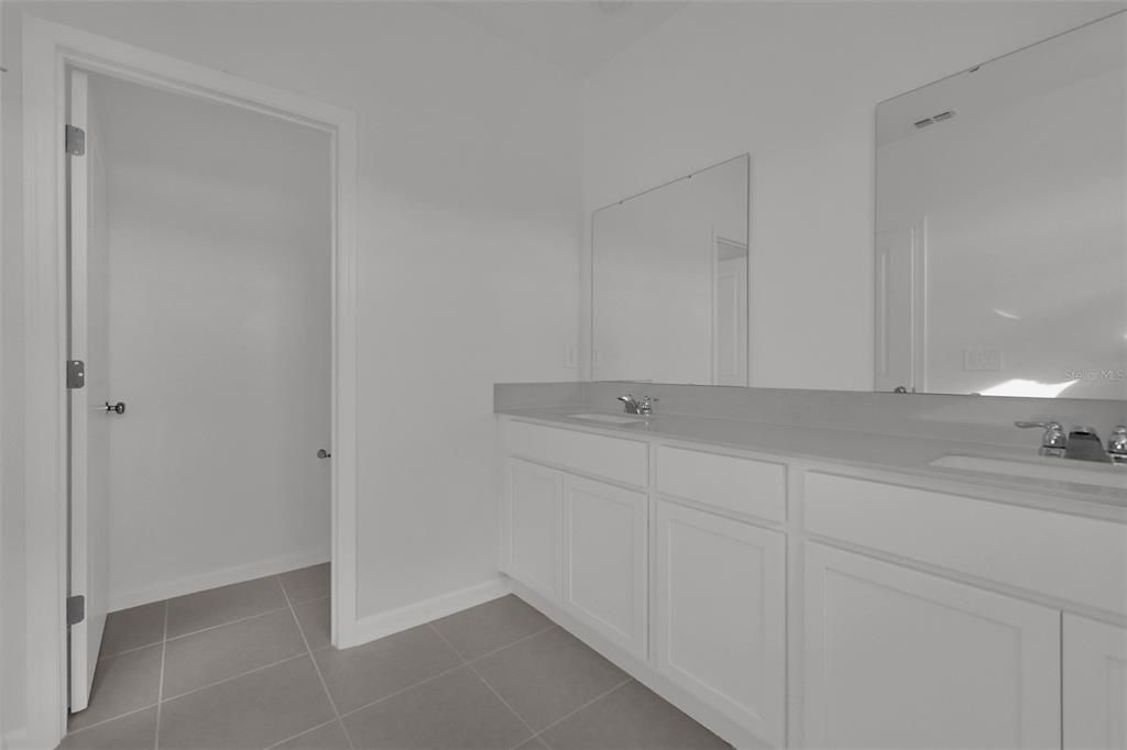 For Rent: $2,500 (3 beds, 2 baths, 1834 Square Feet)