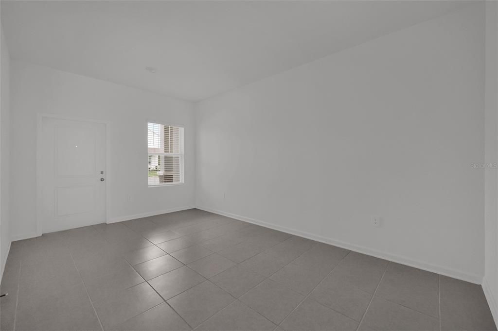 For Rent: $2,500 (3 beds, 2 baths, 1834 Square Feet)