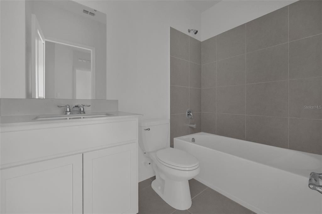 For Rent: $2,500 (3 beds, 2 baths, 1834 Square Feet)