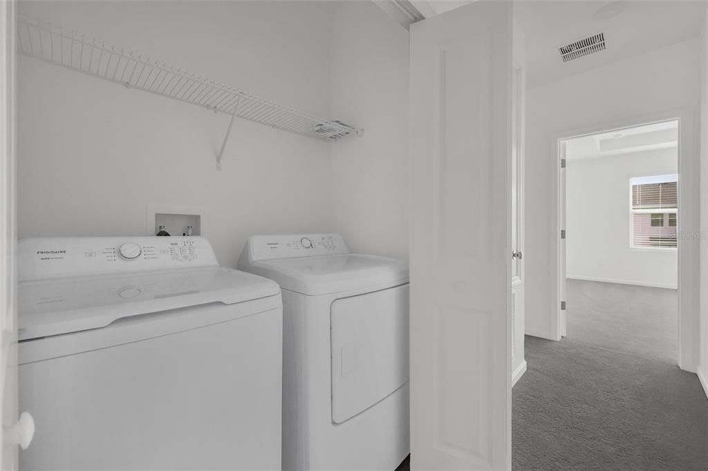 For Rent: $2,500 (3 beds, 2 baths, 1834 Square Feet)