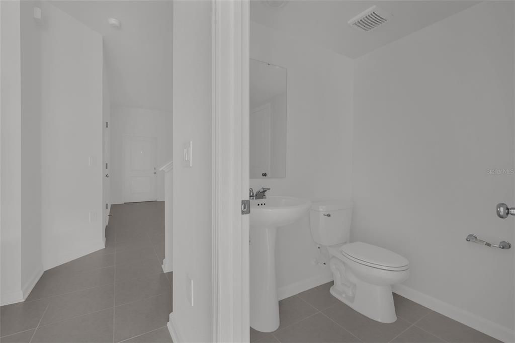 For Rent: $2,500 (3 beds, 2 baths, 1834 Square Feet)