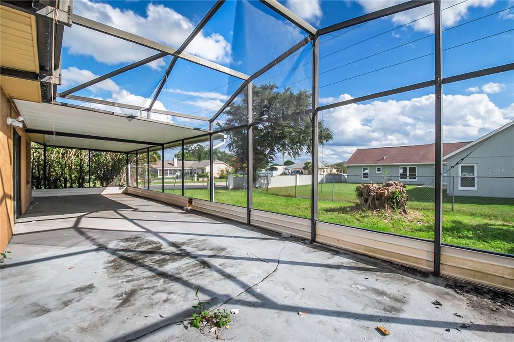 For Sale: $299,900 (4 beds, 2 baths, 2061 Square Feet)