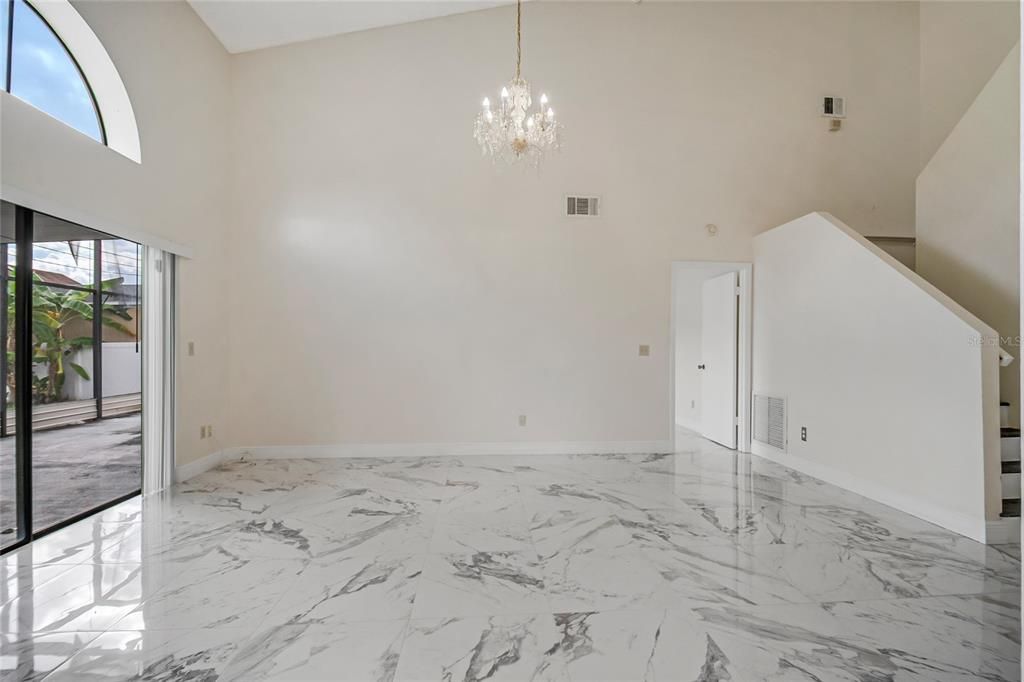 For Sale: $299,900 (4 beds, 2 baths, 2061 Square Feet)