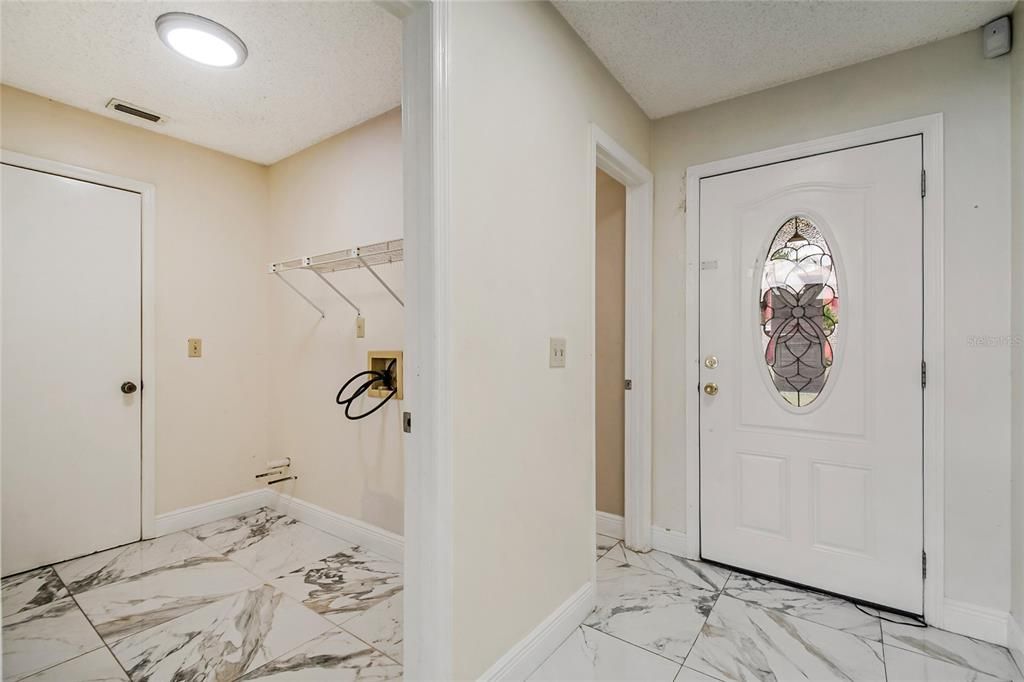 For Sale: $299,900 (4 beds, 2 baths, 2061 Square Feet)