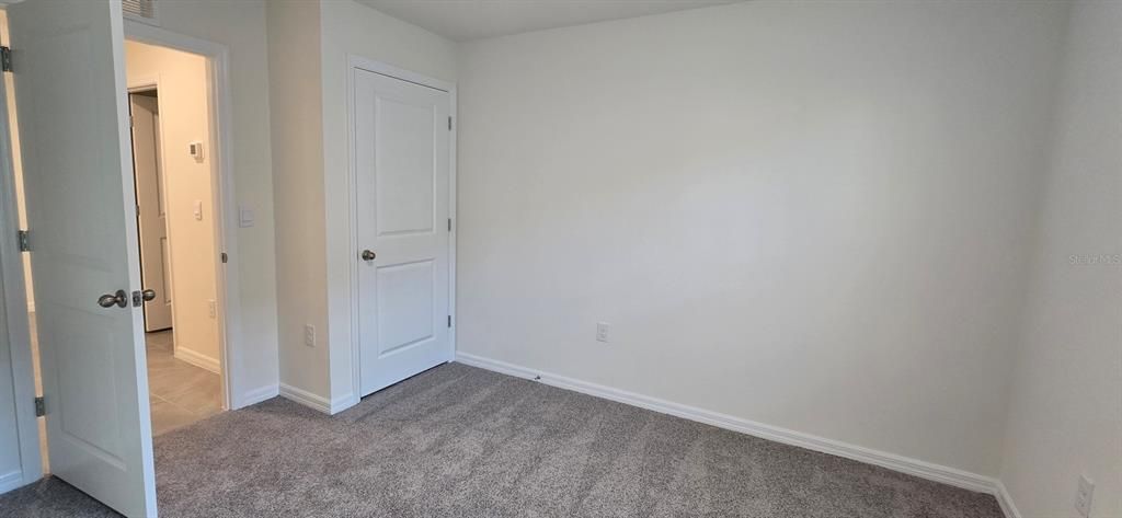 For Rent: $1,800 (4 beds, 2 baths, 1827 Square Feet)
