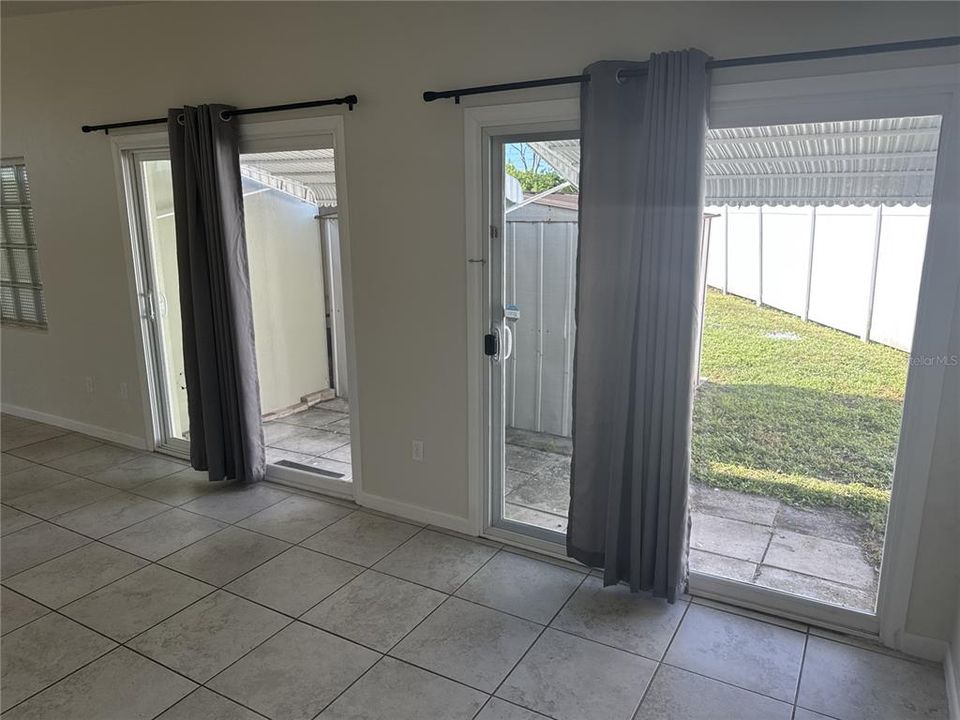 В аренду: $1,700 (2 спален, 1 ванн, 1100 Квадратных фут)