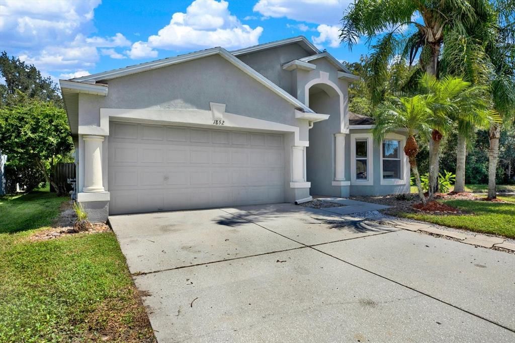 For Sale: $455,000 (4 beds, 3 baths, 1850 Square Feet)