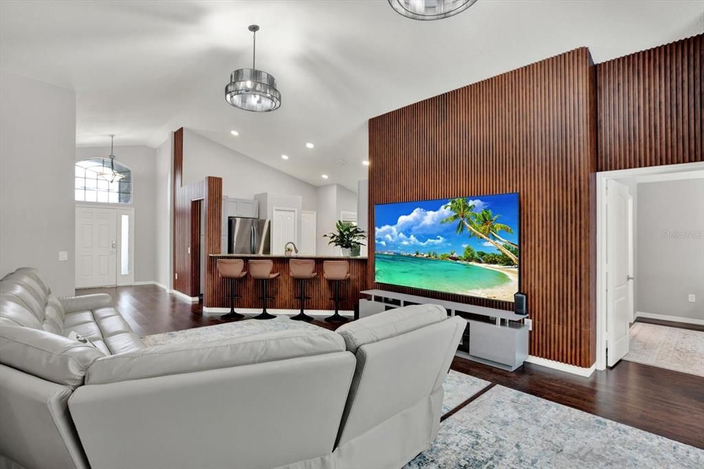 For Sale: $455,000 (4 beds, 3 baths, 1850 Square Feet)