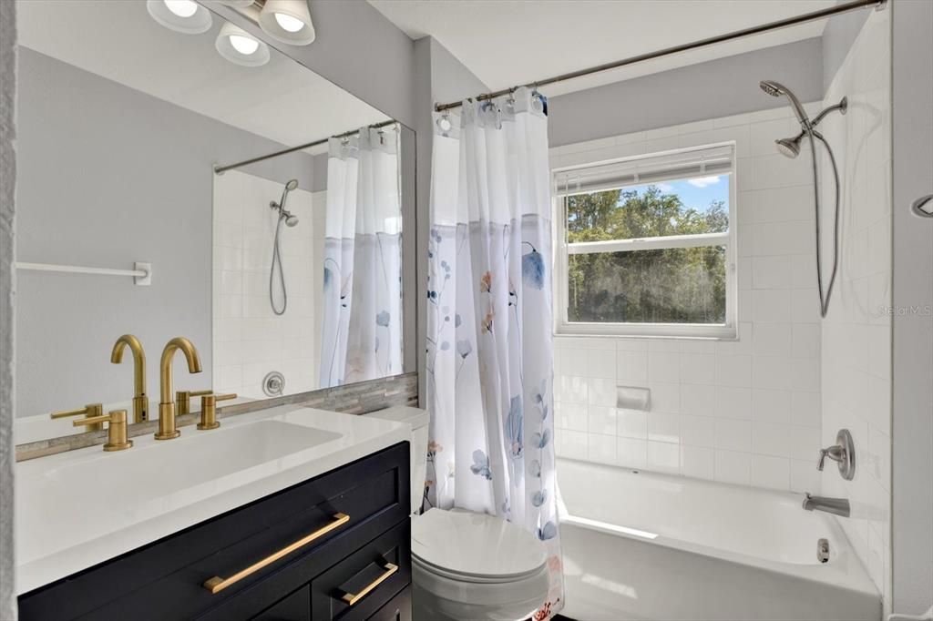 For Sale: $455,000 (4 beds, 3 baths, 1850 Square Feet)