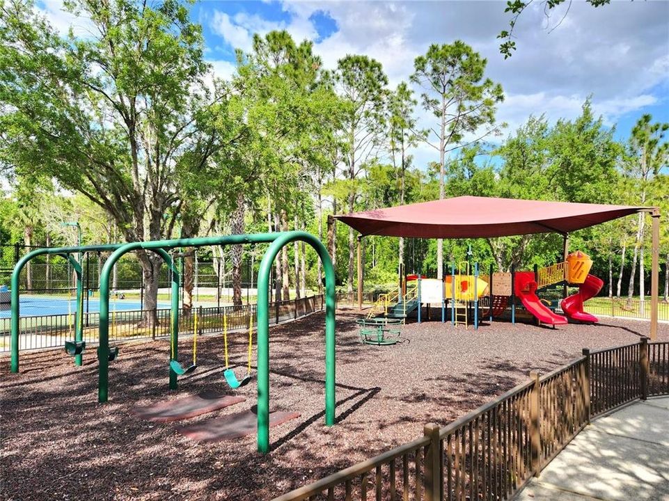 For Sale: $455,000 (4 beds, 3 baths, 1850 Square Feet)