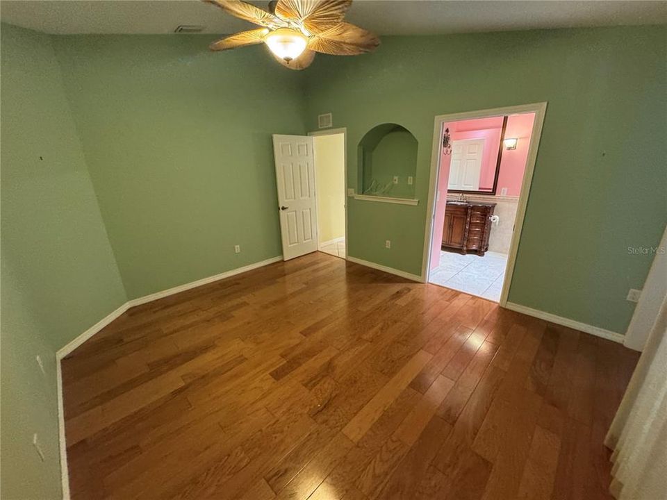 En Renta: $3,000 (3 camas, 2 baños, 2457 Pies cuadrados)
