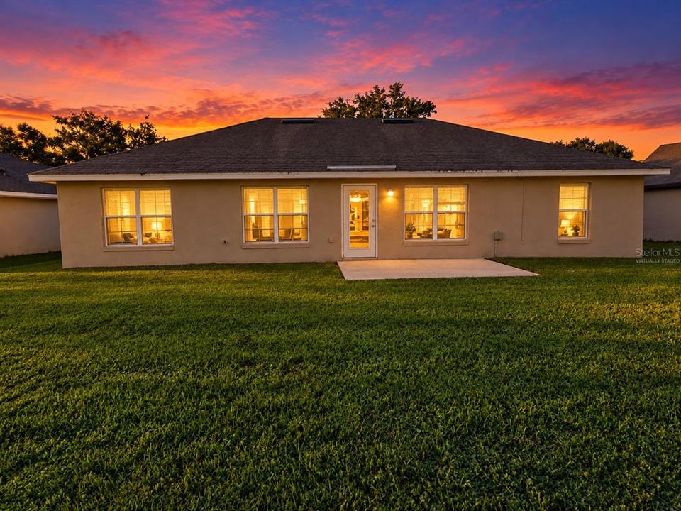 For Rent: $2,295 (4 beds, 2 baths, 1780 Square Feet)