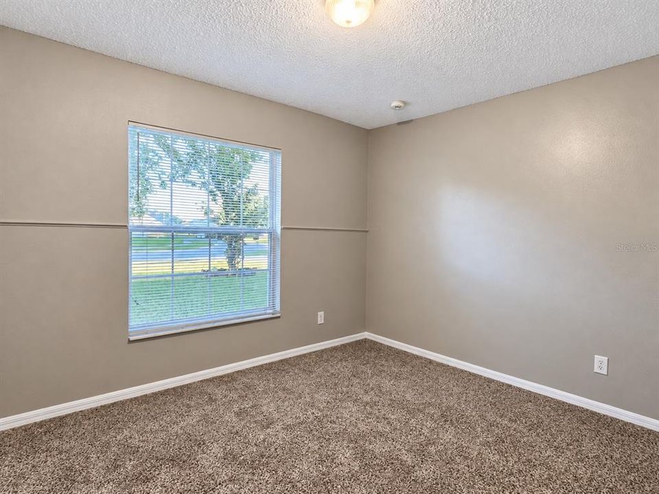 For Rent: $2,295 (4 beds, 2 baths, 1780 Square Feet)