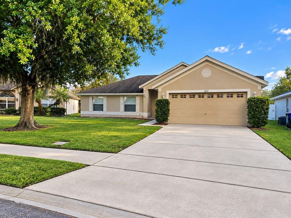 For Rent: $2,295 (4 beds, 2 baths, 1780 Square Feet)