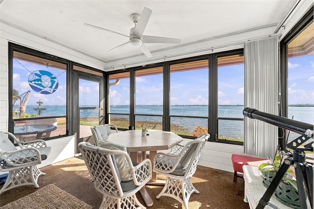 For Sale: $450,000 (2 beds, 2 baths, 1200 Square Feet)