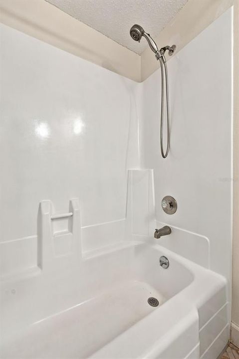 For Sale: $450,000 (2 beds, 2 baths, 1200 Square Feet)