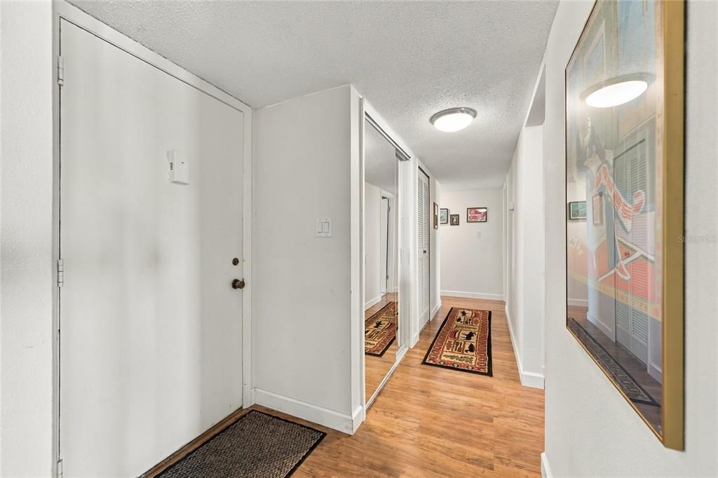 For Sale: $450,000 (2 beds, 2 baths, 1200 Square Feet)