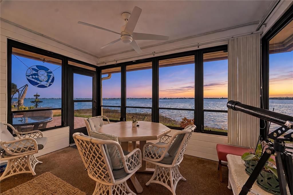 For Sale: $450,000 (2 beds, 2 baths, 1200 Square Feet)