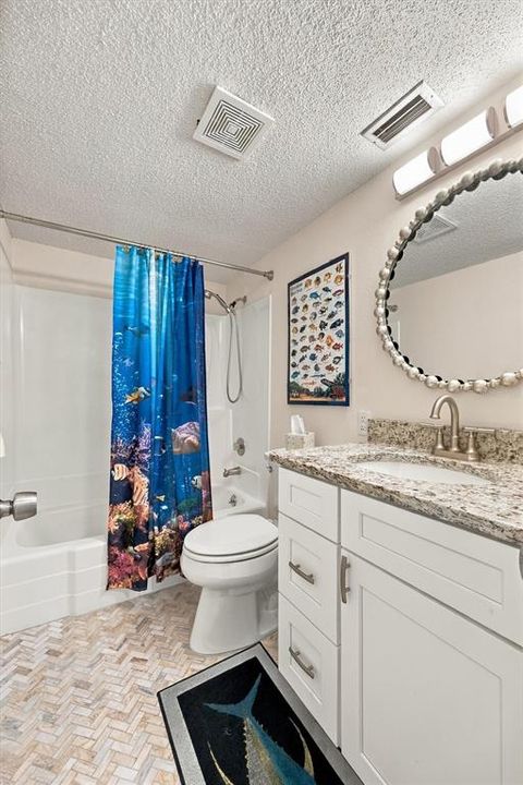 For Sale: $450,000 (2 beds, 2 baths, 1200 Square Feet)