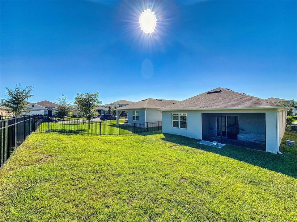 For Sale: $329,990 (3 beds, 2 baths, 1651 Square Feet)