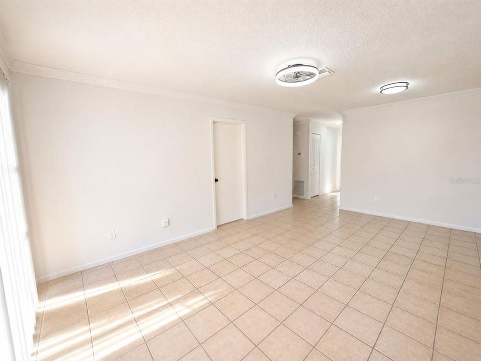 В аренду: $1,600 (2 спален, 2 ванн, 784 Квадратных фут)