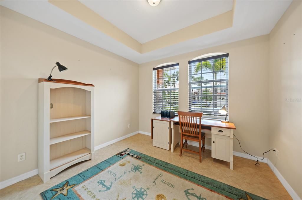 For Rent: $1,750 (3 beds, 2 baths, 1421 Square Feet)