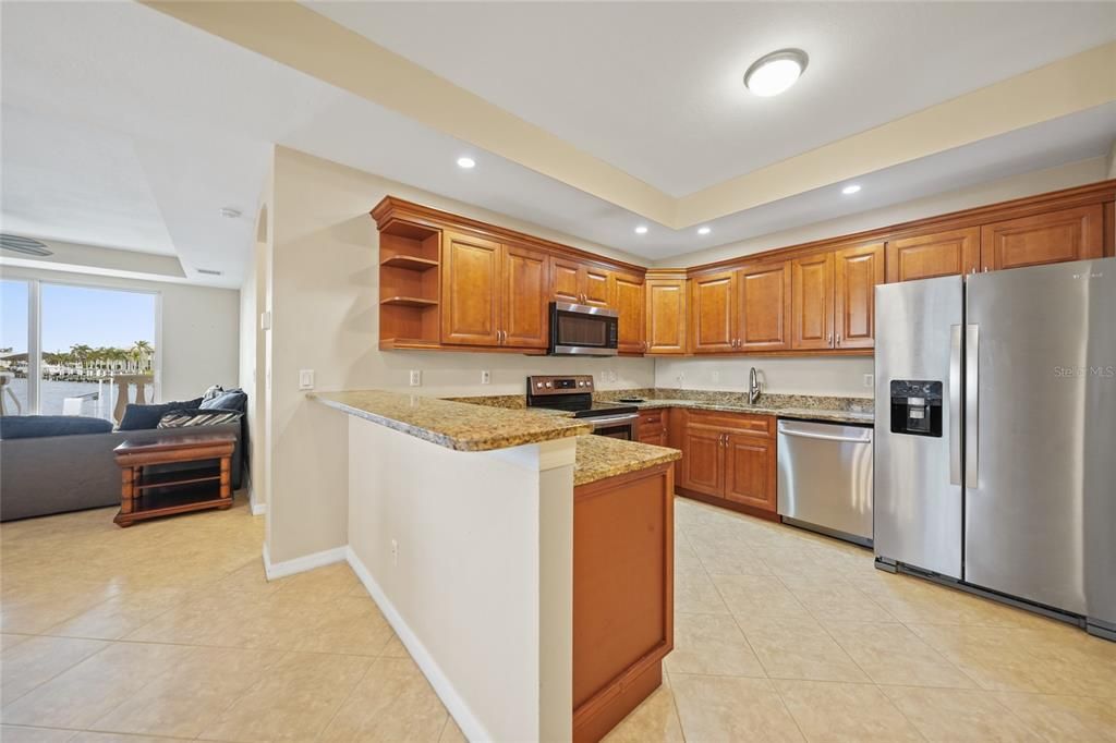 For Rent: $1,750 (3 beds, 2 baths, 1421 Square Feet)