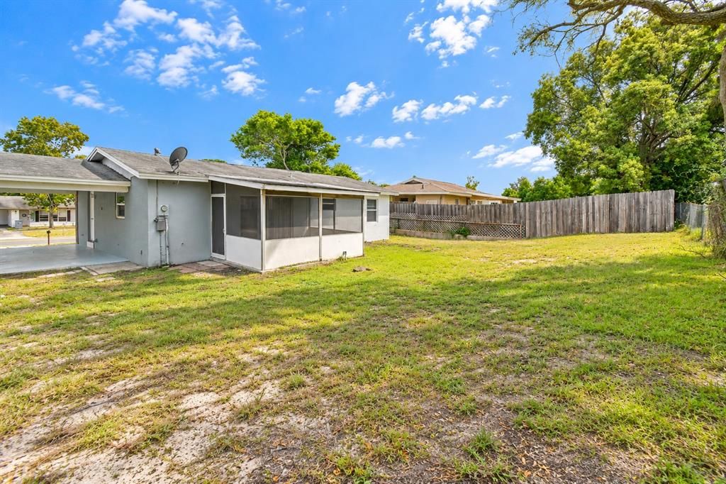 For Rent: $1,450 (2 beds, 1 baths, 1000 Square Feet)