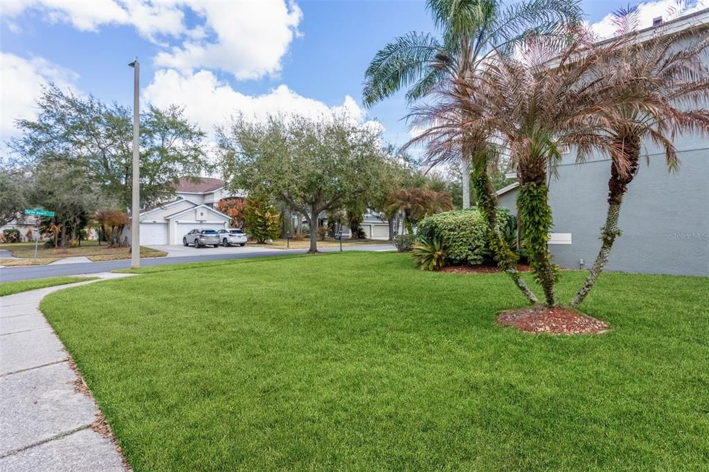 For Rent: $3,600 (4 beds, 3 baths, 3933 Square Feet)