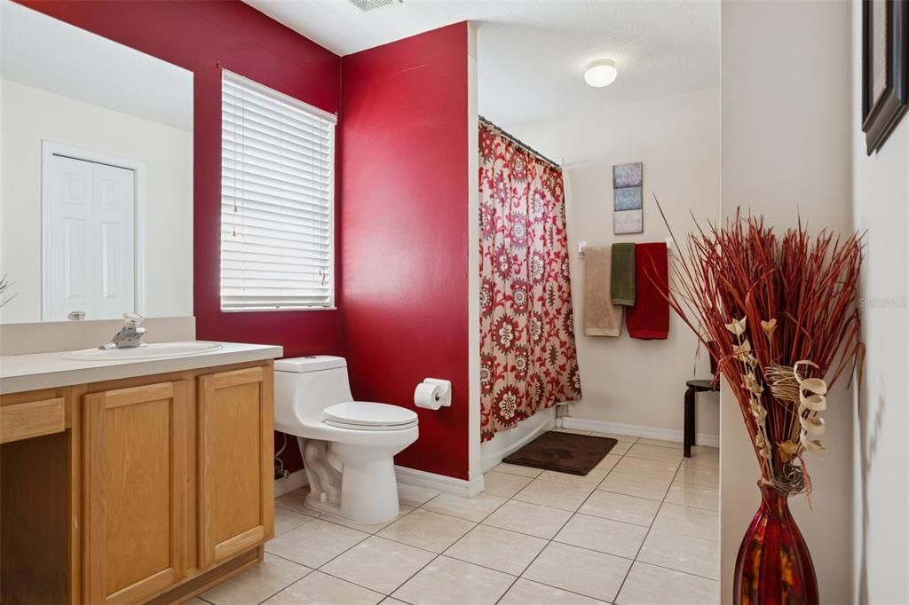 For Rent: $3,600 (4 beds, 3 baths, 3933 Square Feet)