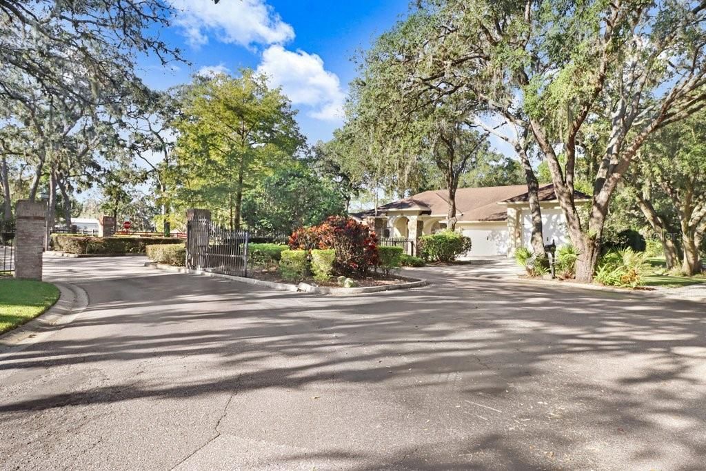 For Sale: $925,000 (4 beds, 4 baths, 3356 Square Feet)