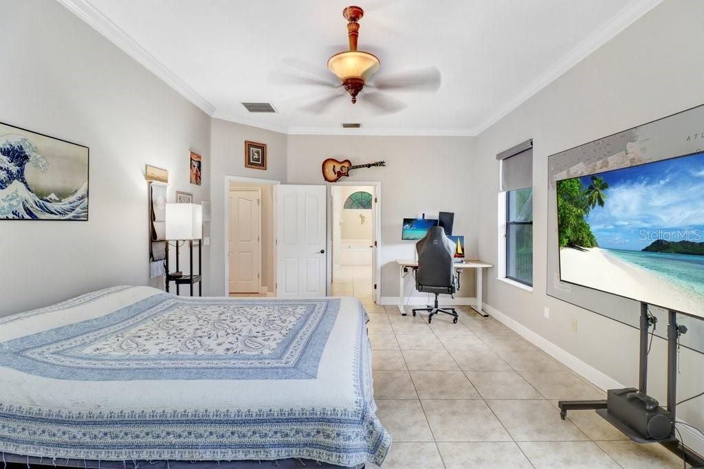 For Sale: $925,000 (4 beds, 4 baths, 3356 Square Feet)